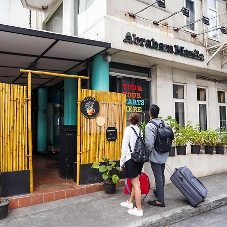Abraham Manila - Located In Central Makati (Adults Only) Макати Экстерьер фото