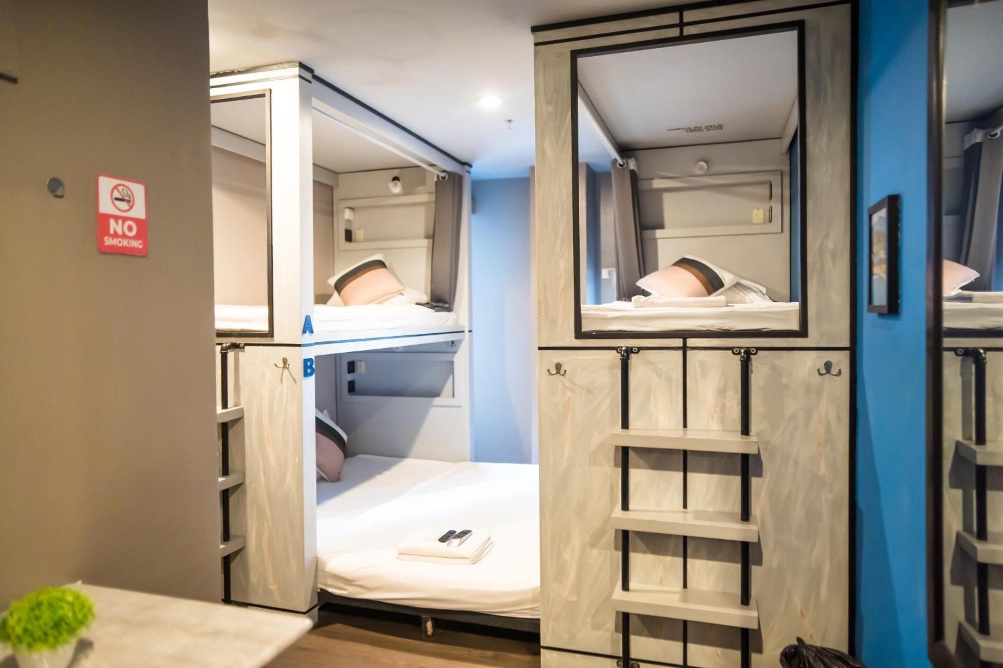 Abraham Manila - Located In Central Makati (Adults Only) Макати Экстерьер фото
