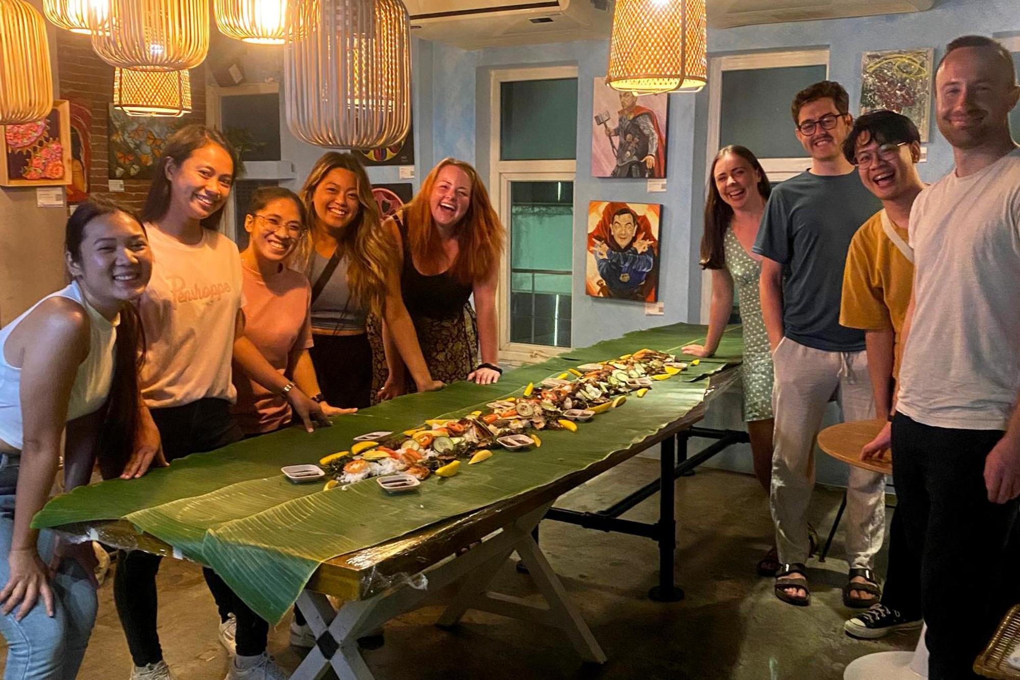 Abraham Manila - Located In Central Makati (Adults Only) Макати Экстерьер фото